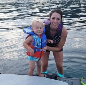 Meet your Posher, Meesh